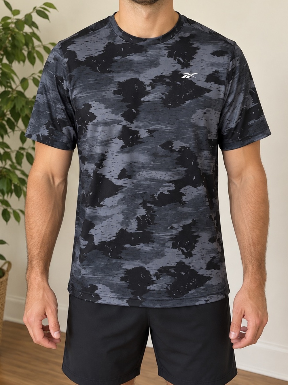 Reebok Men’s Short Sleeve Camo Performance Tee - Black & Gray